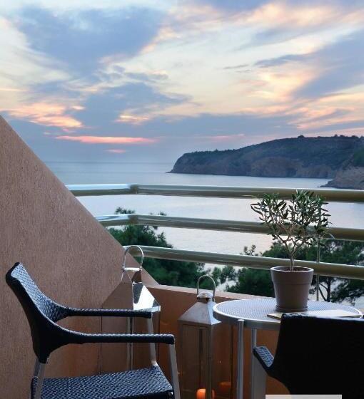 스위트, Royal Paradise Beach Resort & Spa