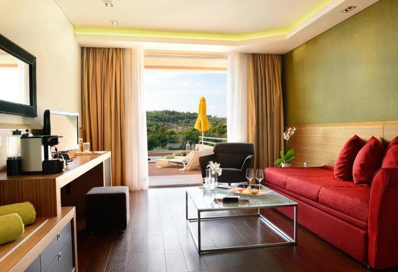 로얄 스위트, Royal Paradise Beach Resort & Spa