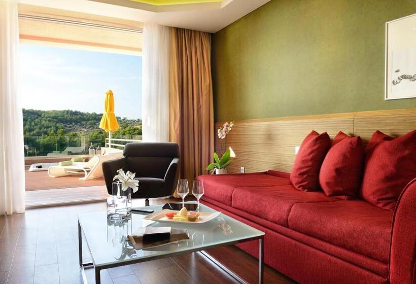 로얄 스위트, Royal Paradise Beach Resort & Spa