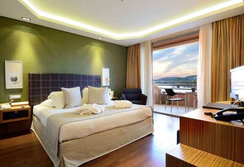 스탠다드 룸 바다 전망, Royal Paradise Beach Resort & Spa