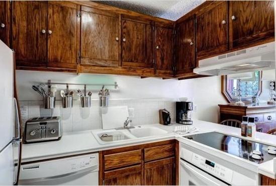 استودیوی استاندارد, Vail Run Resort