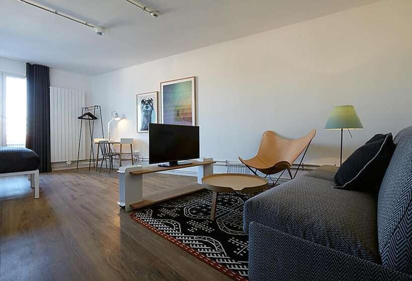 Superior Suite, Generator Berlin Mitte