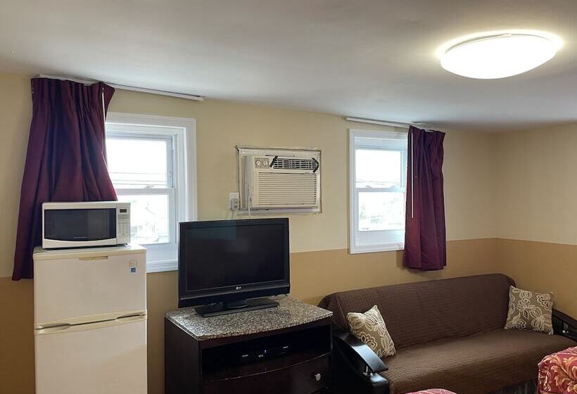 سوییت, Anchor Motel