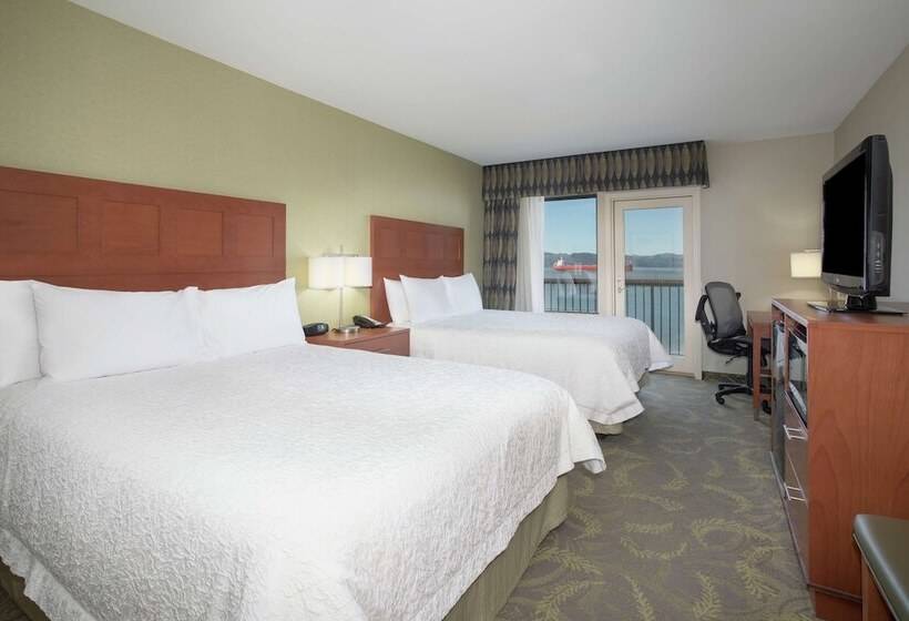 اتاق استاندارد با 2 تخت دوبل, Hampton Inn And Suites Astoria