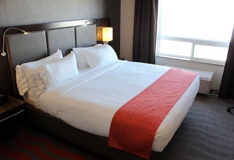 سوئیت برای معلولان, Chateau Inn & Suites Bonnyville
