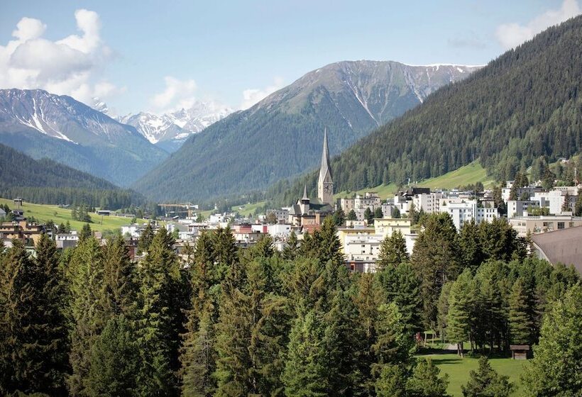 Quarto Familiar, Hilton Garden Inn Davos