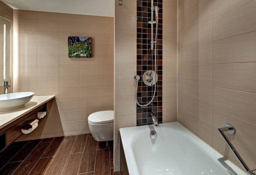 패밀리 룸, Hilton Garden Inn Davos