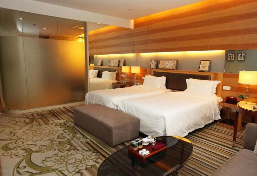 Deluxe Room, Hj International