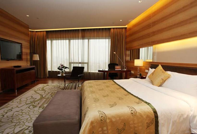 Deluxe Room, Hj International