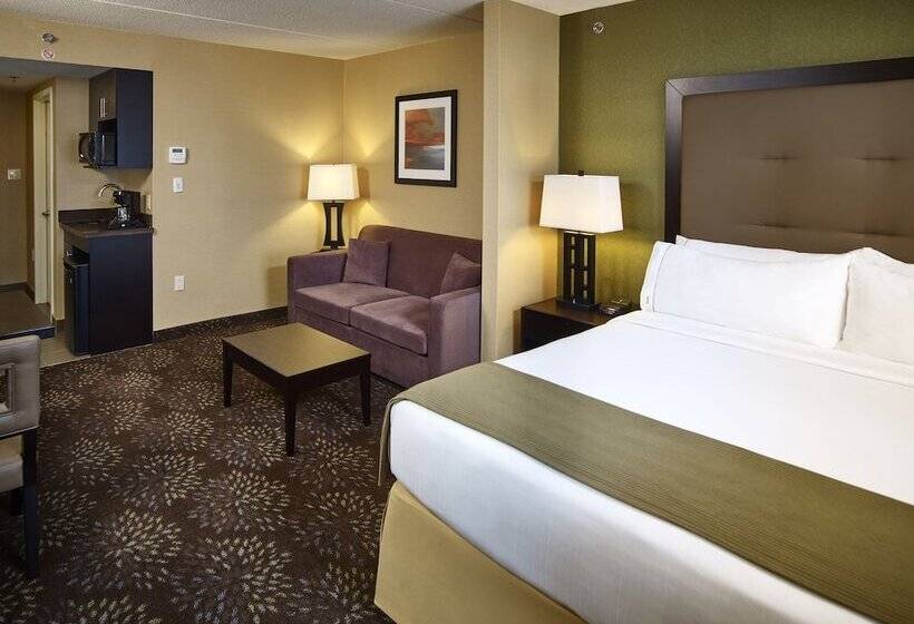 スイート, Holiday Inn Express And Suites Timmins