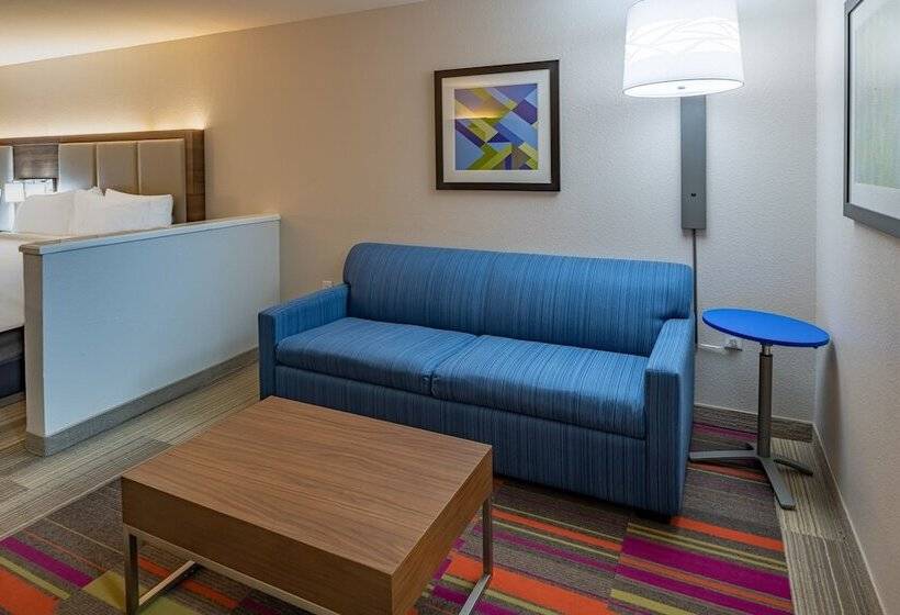 Suite, Holiday Inn Express & Suites N Waco Area  West