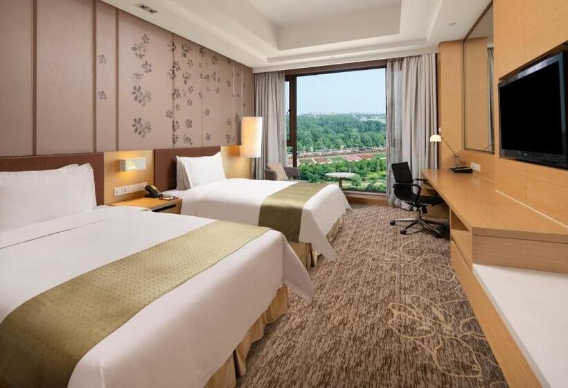 اتاق استاندارد با چشم‌انداز دریاچه, Holiday Inn Nanyang By Ihg