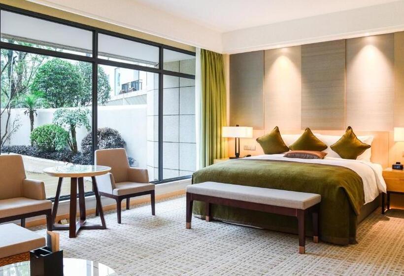 سوئیت با تخت بزرگ, Intercontinental Heilong Lake By Ihg