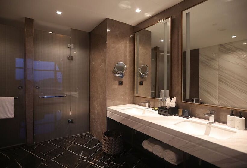 Premium Room City View, Intercontinental Ningbo, An Ihg