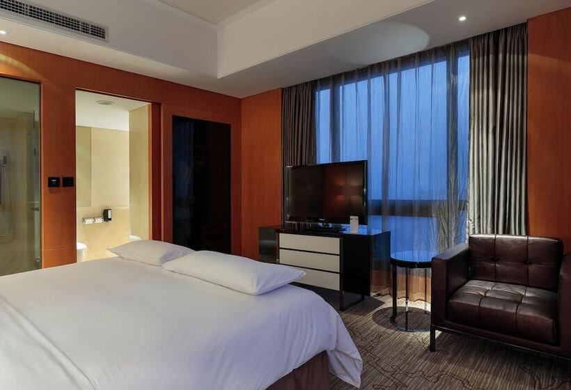 سوییت اجرایی, Pullman Anshan Time Square