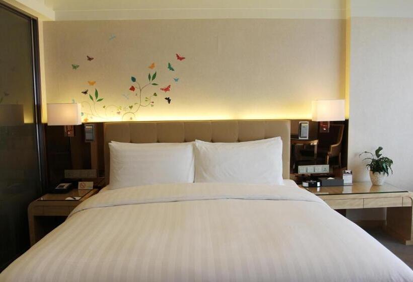 行政房间, Pullman Linyi Lushang