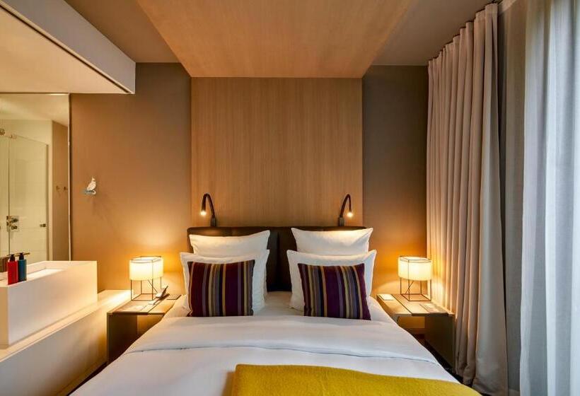 اتاق استاندارد با تخت بزرگ, SO/ Berlin Das Stue