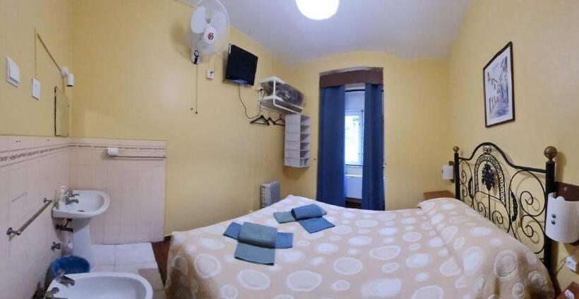 اتاق استاندارد با تخت دوبل, Pensao Residencial Flor Dos Cavaleiros
