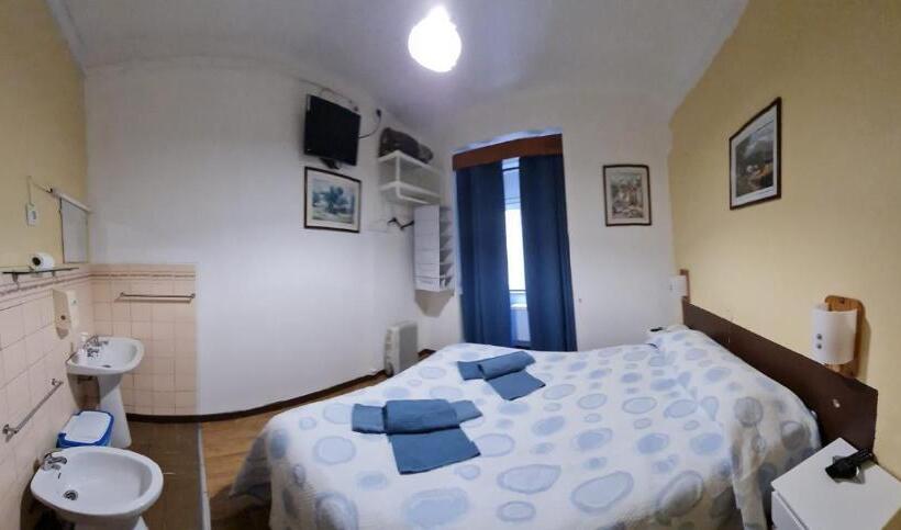 Standard Room Double Bed, Pensao Residencial Flor Dos Cavaleiros