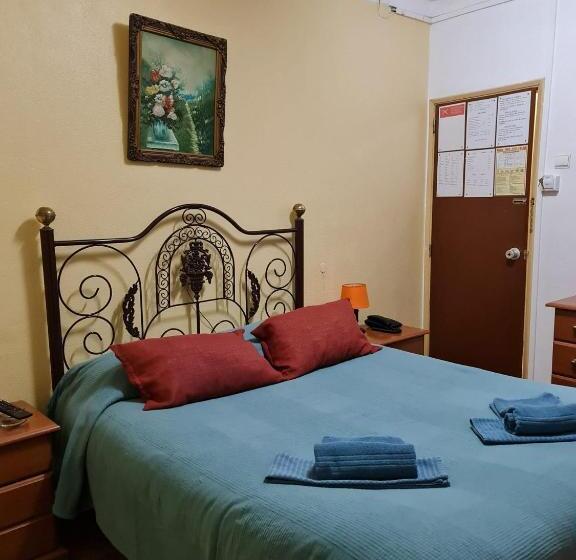اتاق استاندارد, Pensao Residencial Flor Dos Cavaleiros