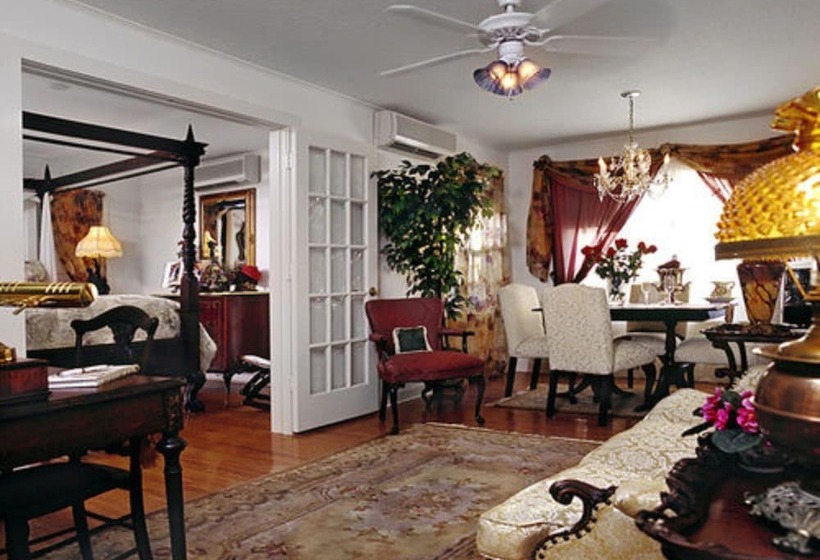 اتاق استاندارد, Sabal Palm House Bed And Breakfast