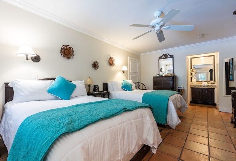 اتاق استاندارد با 2 تخت دوبل, The Caribbean Court Boutique
