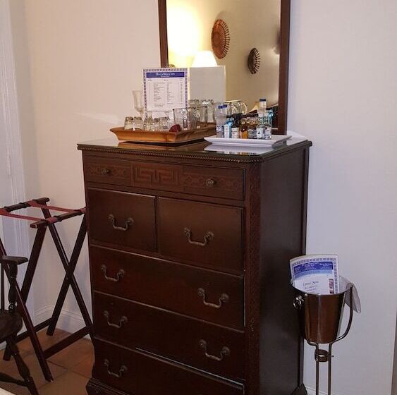 اتاق استاندارد با 2 تخت دوبل, The Caribbean Court Boutique