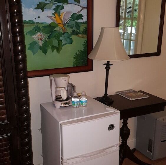 اتاق استاندارد با 2 تخت دوبل, The Caribbean Court Boutique