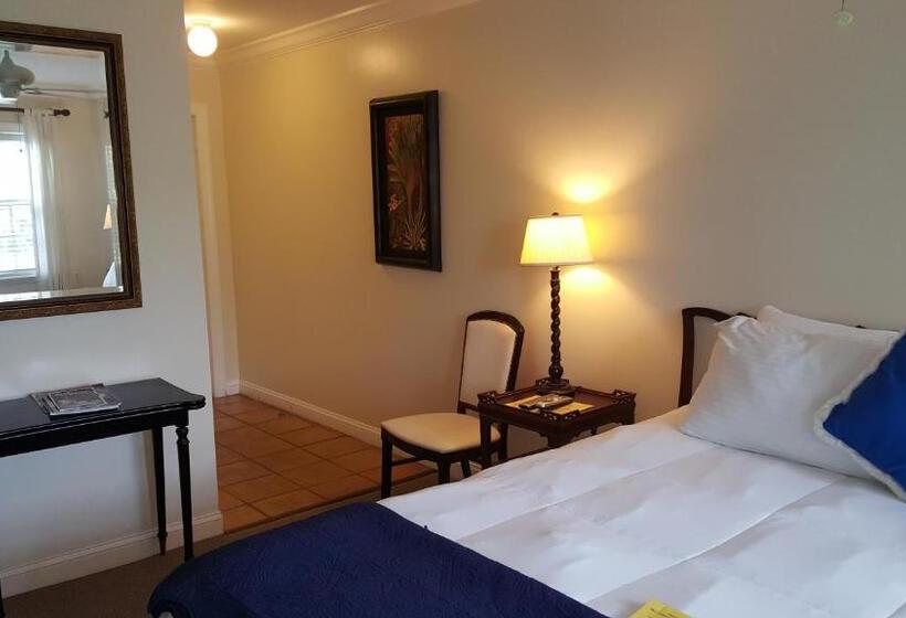 اتاق استاندارد با تخت بزرگ, The Caribbean Court Boutique
