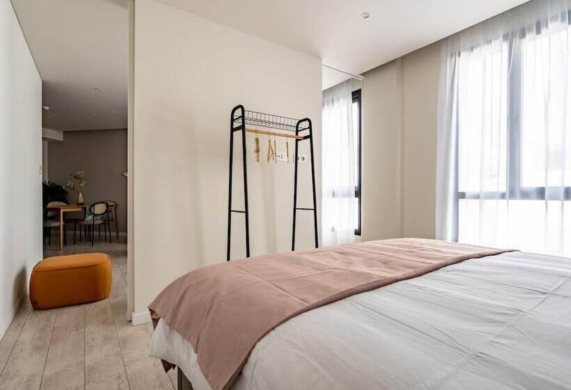 1 Bedroom Apartment, Limehome Barcelona Rector Triadó