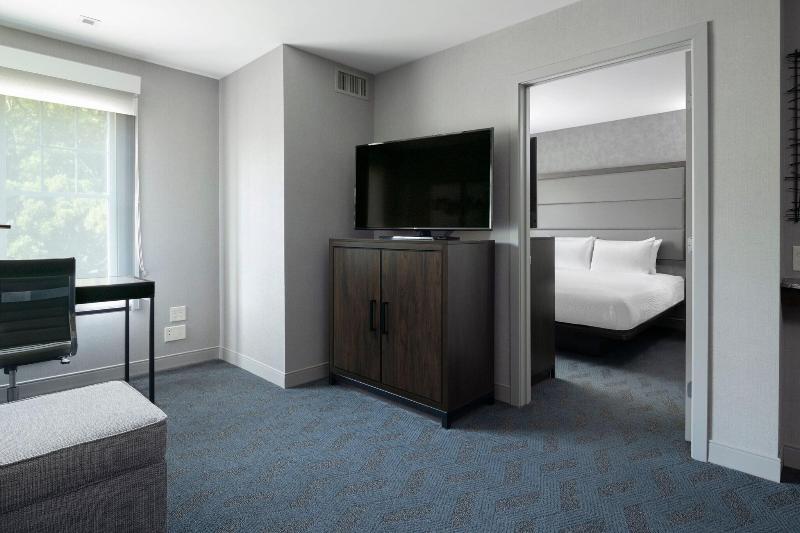 اتاق دلوکس مخصوص معلولین, Americinn By Wyndham Green Bay East