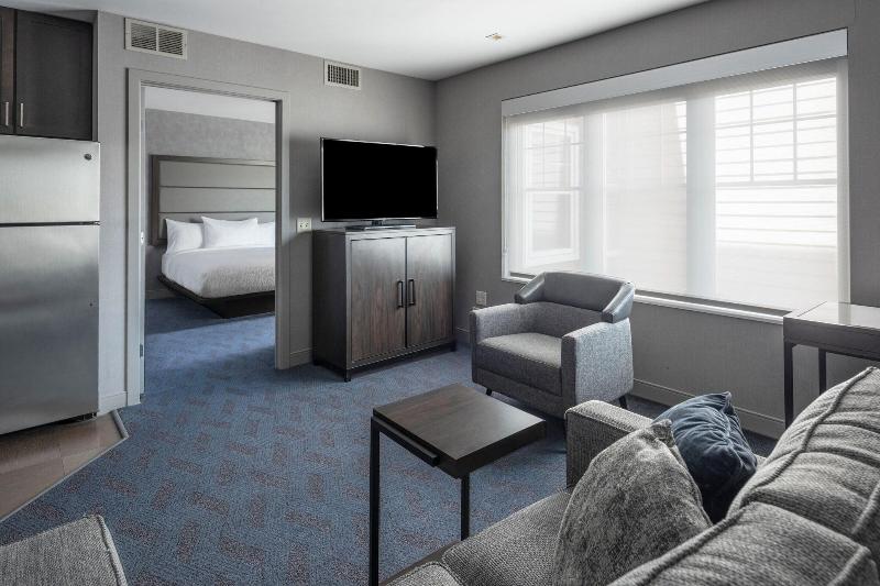 اتاق دلوکس مخصوص معلولین, Americinn By Wyndham Green Bay East