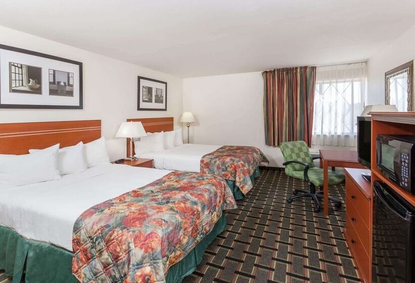 اتاق استاندارد با 2 تخت دوبل, Baymont By Wyndham Decatur