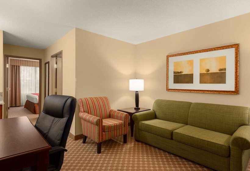Suite, Country Inn & Suites By Radisson, Doswell , Va