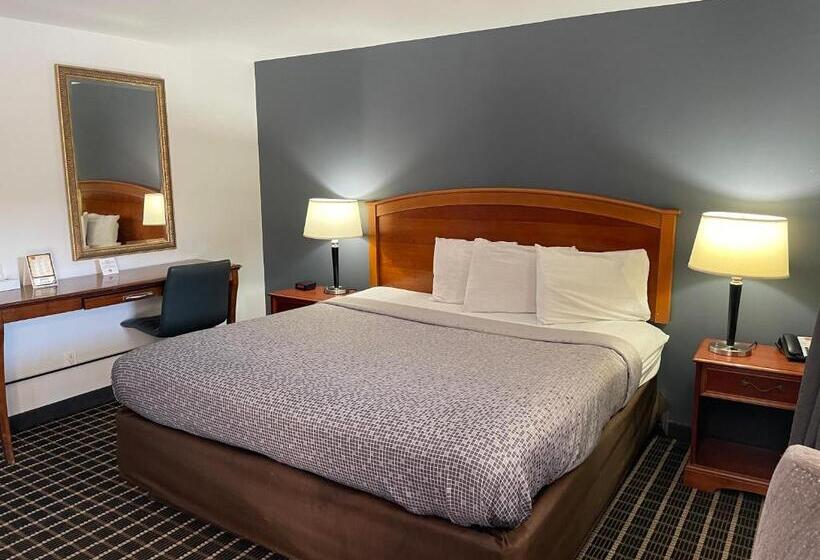 اتاق استاندارد با تخت بزرگ, Econo Lodge Jefferson Hills Hwy 51