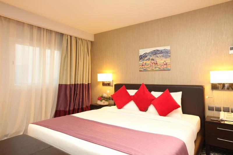 اتاق لوکس, Golden Tulip Hail