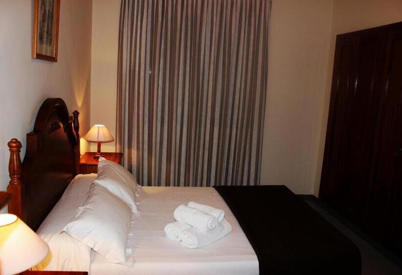 اتاق استاندارد, Hostal Los Maños