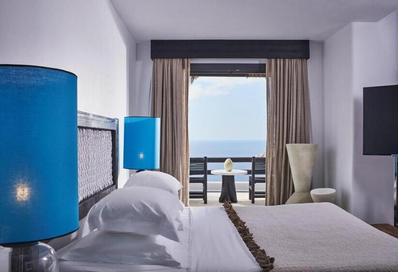 سوئیت با وان آب گرم, Myconian Utopia Relais & Chateaux