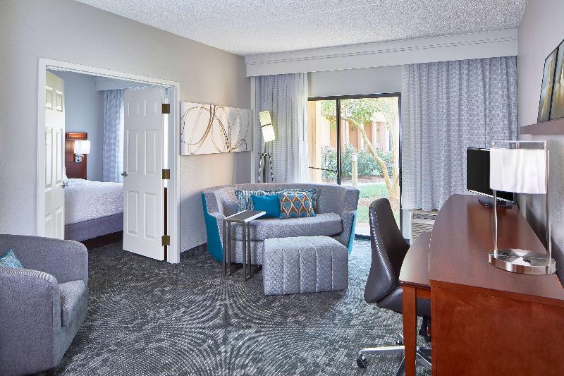 سوئیت با تخت بزرگ, Sonesta Select Raleigh Durham Airport Morrisville