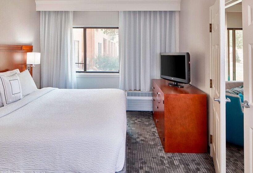 سوییت, Sonesta Select Raleigh Durham Airport Morrisville
