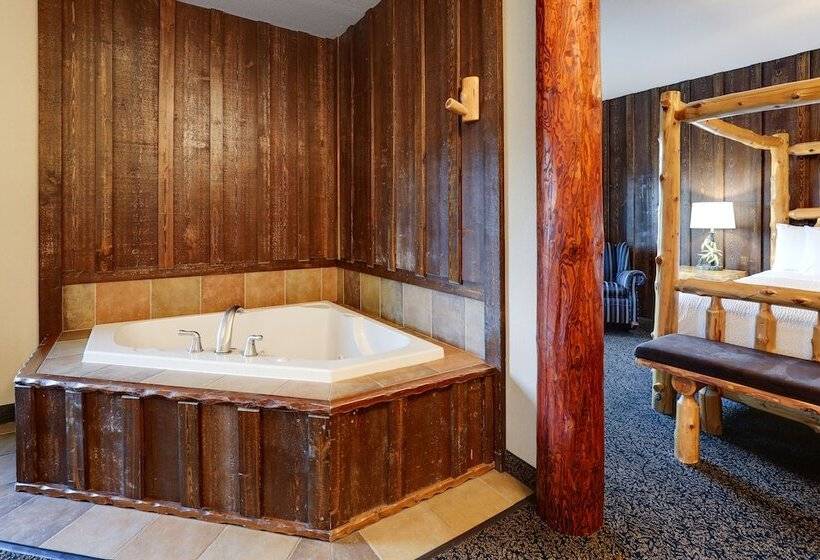 سوییت سوپریور, Stoney Creek Hotel Sioux City