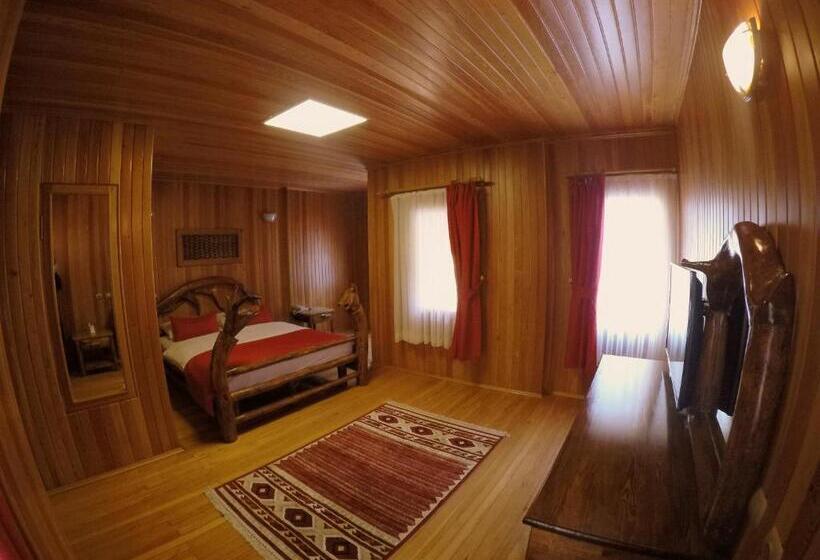 سوییت, Inan Kardesler Bungalow Motel