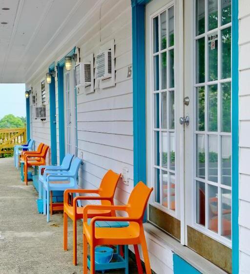 Standardrum, The Landings Inn And Cottages At Old Orchard Beach