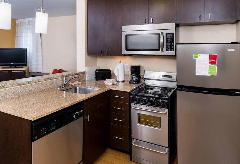 سوییت, Towneplace Suites Huntington