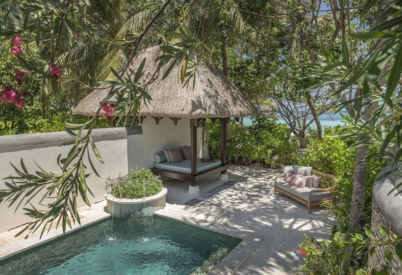 اتاق استاندارد با تخت دوبل, Four Seasons Resort Maldives At Kuda Huraa