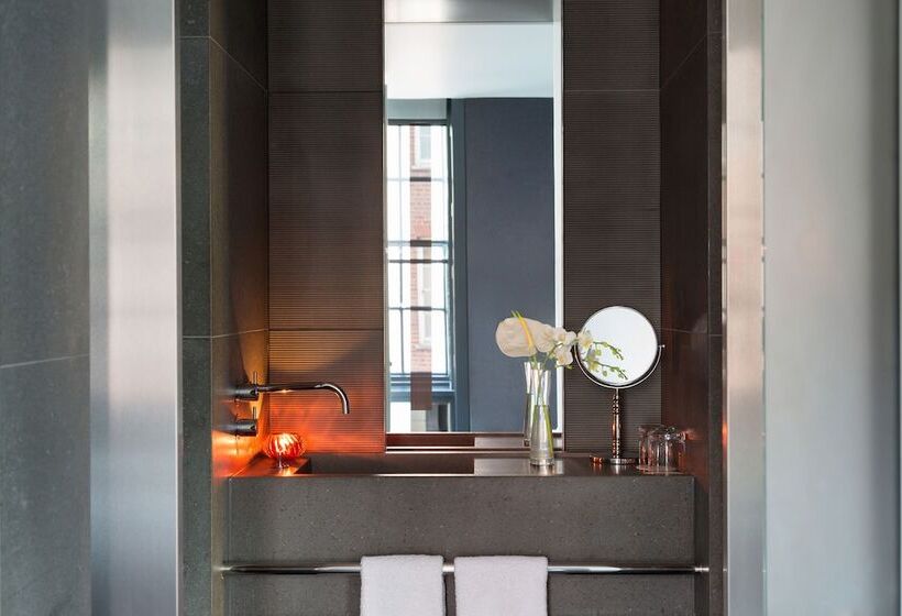 استودیوی لوکس, Grosvenor House Suites