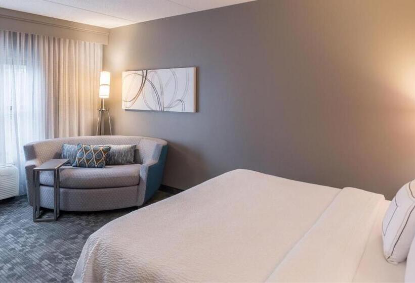اتاق استاندارد با تخت بزرگ, Courtyard Clemson
