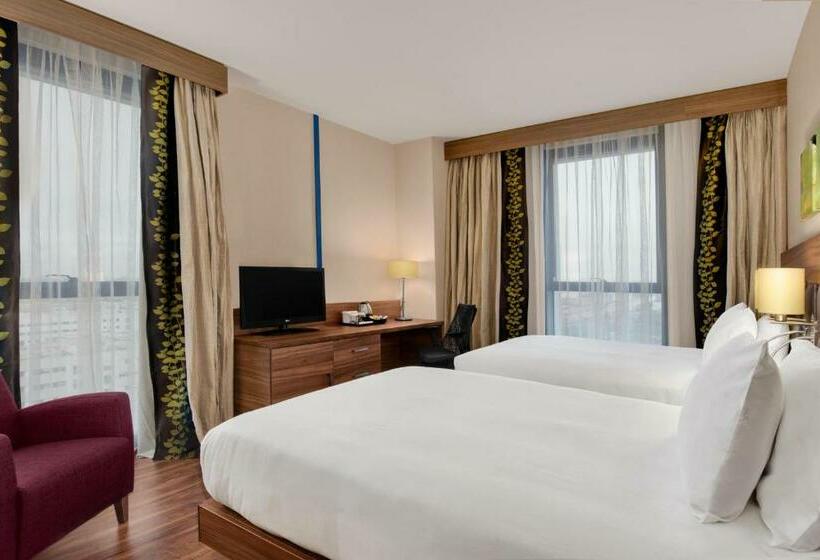 Habitación Estándar, Hilton Garden Inn Sevilla