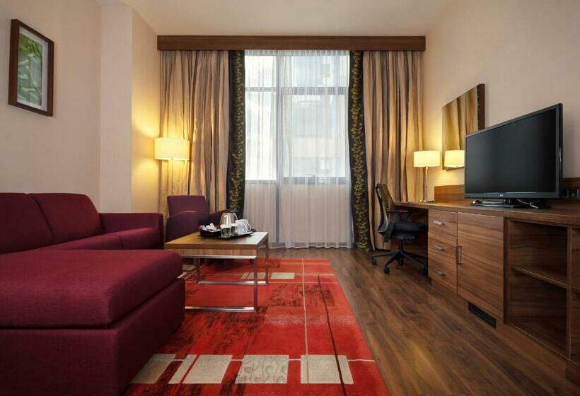 Suite Cama King, Hilton Garden Inn Sevilla