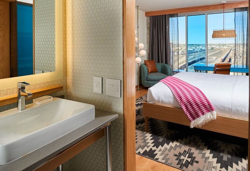 اتاق استاندارد, Indigo El Paso Downtown, An Ihg